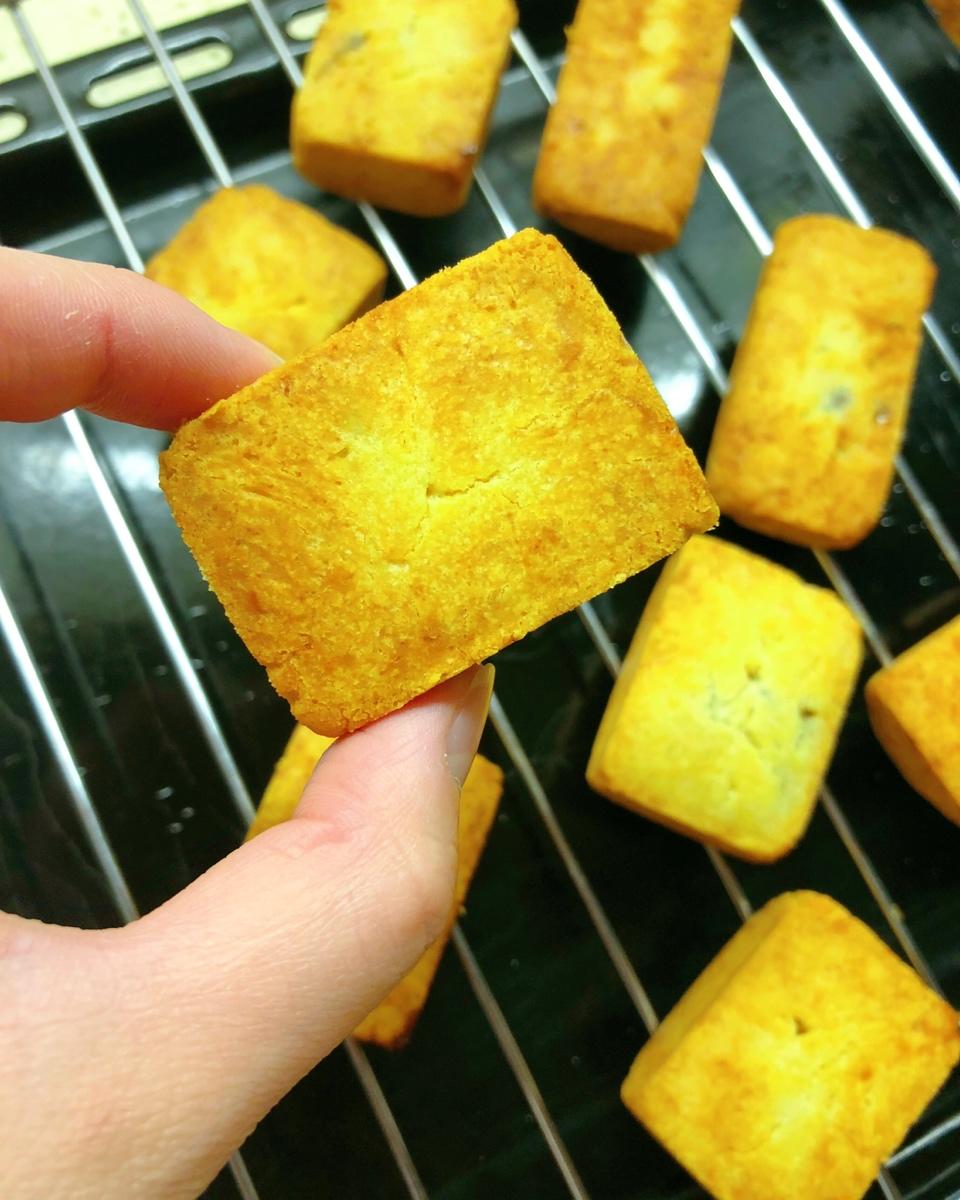 好吃到爆的凤梨酥 - 没有冬瓜，不是菠萝，就是真凤梨酥！