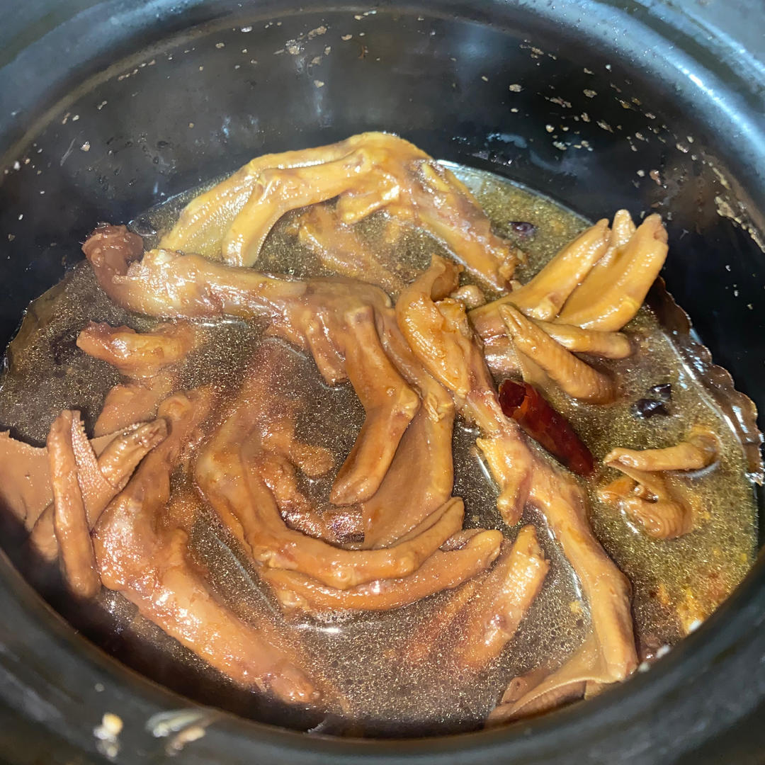 香卤鸭掌（好吃得不得了）