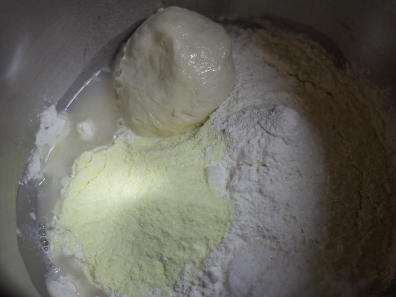 纯奶手撕吐司的做法 步骤1