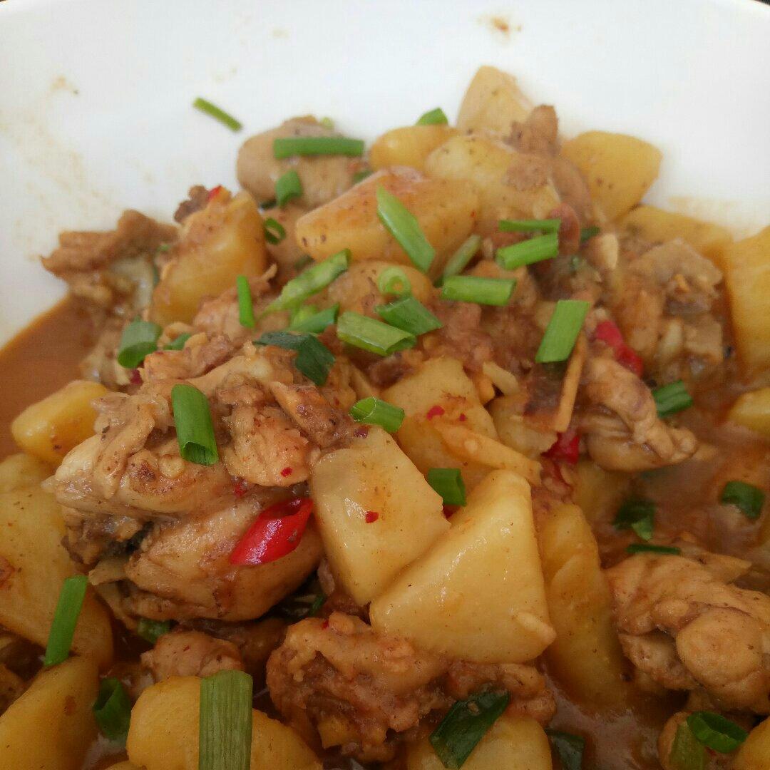 土豆焖鸡腿