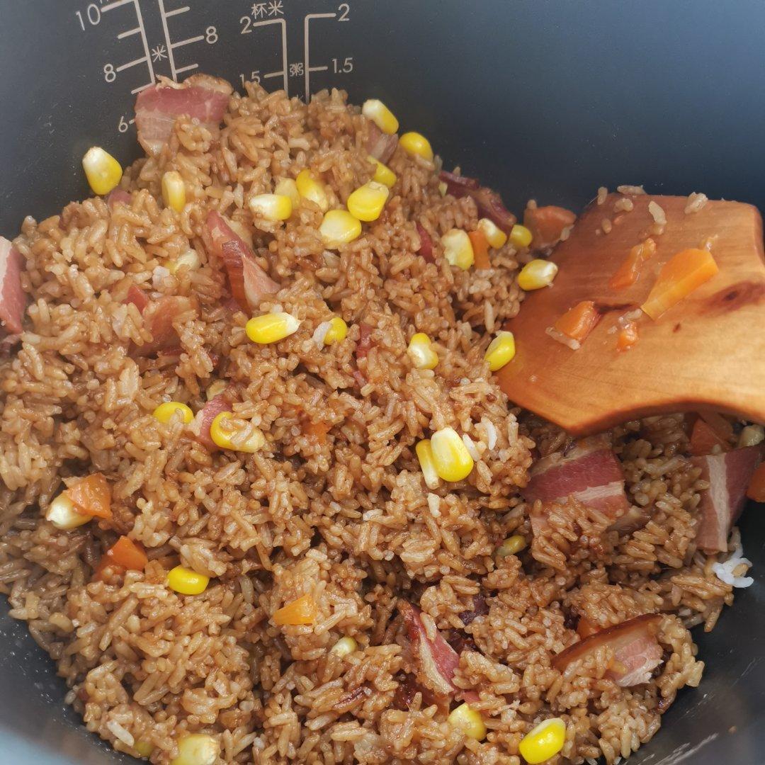 懒人电饭锅香肠焖饭/煲仔饭