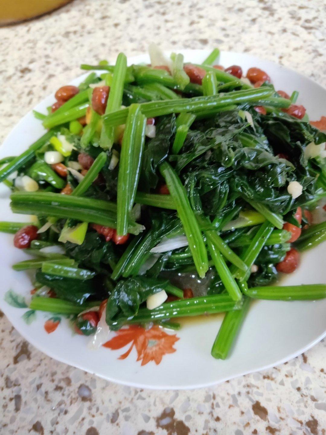 凉拌花生米菠菜
