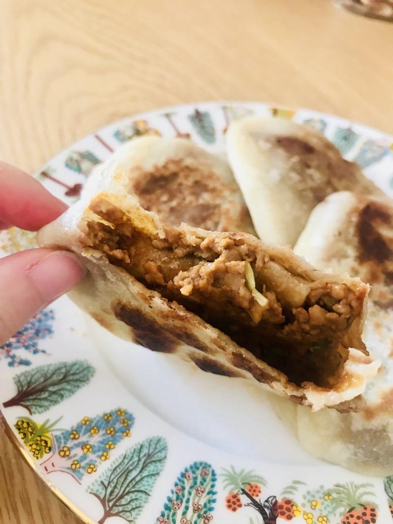 早餐猪肉馅饼【不用发面的肉饼】