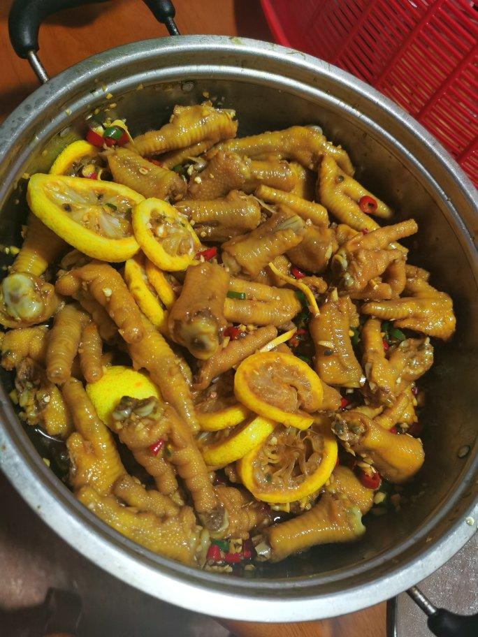 网红柠檬酸辣鸡爪