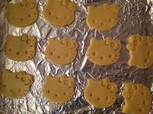 Hello Kitty磨牙小饼干的做法 步骤8
