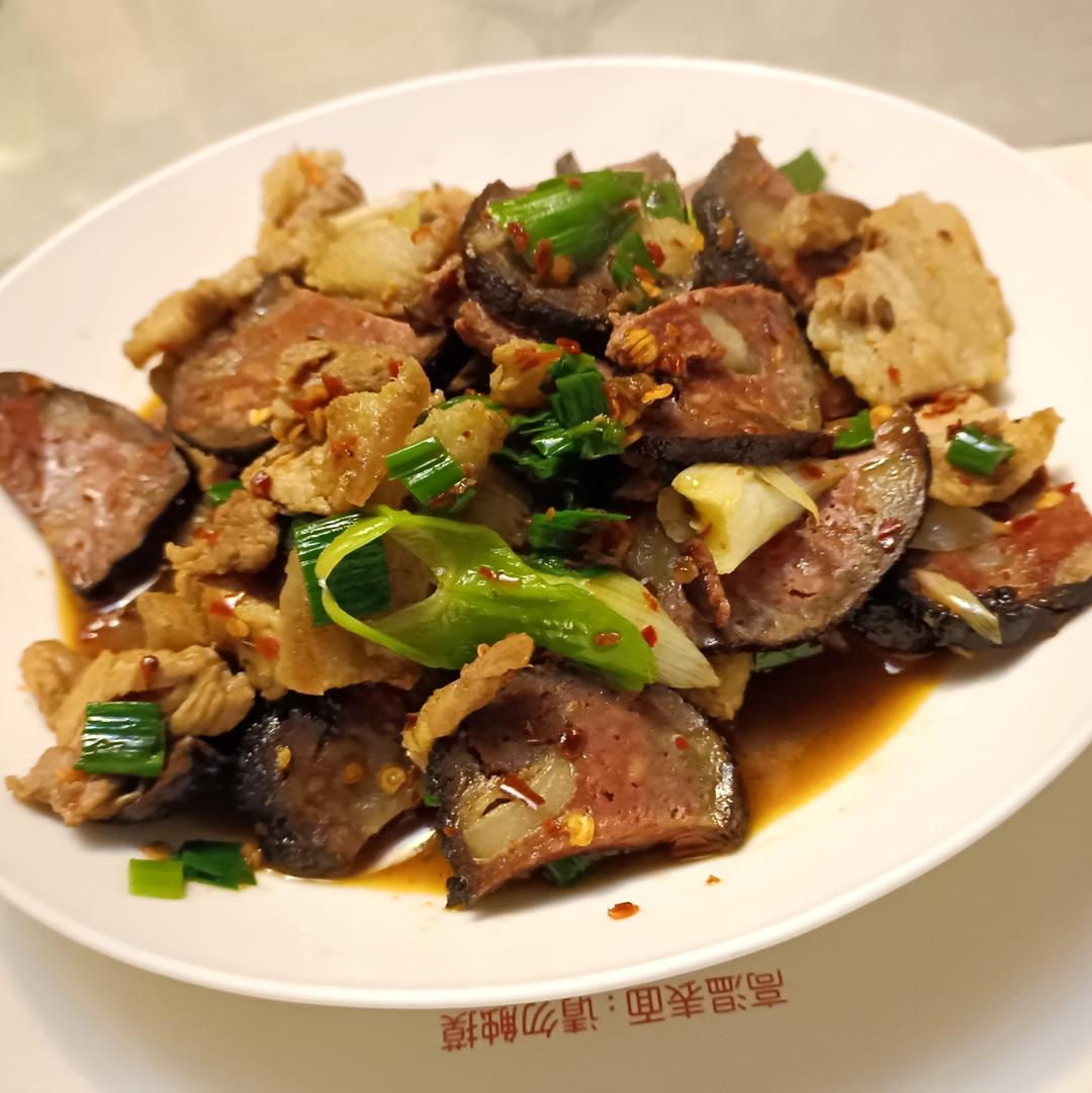 香辣猪血丸子