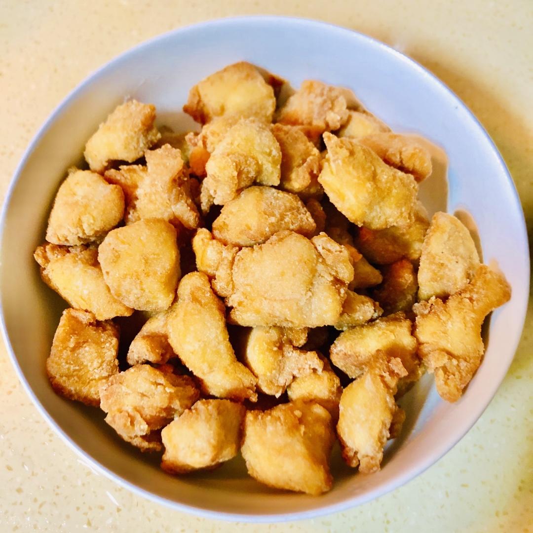 嫩而不柴的鸡胸肉炸鸡块