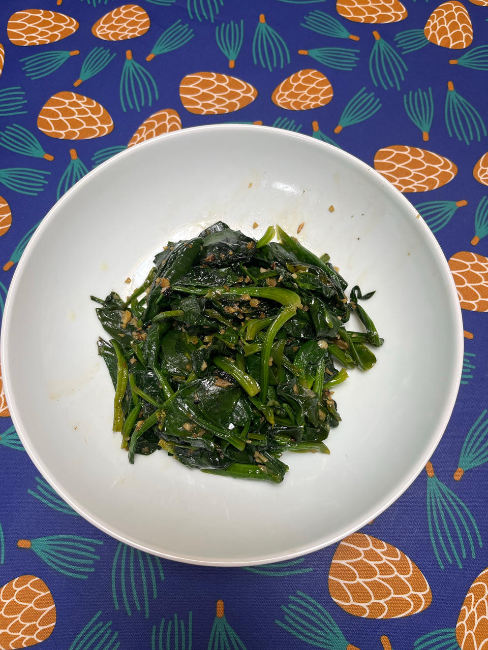 不涩口又嫩的清炒菠菜