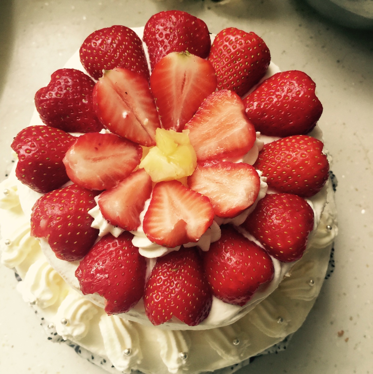 做的草莓裸蛋糕