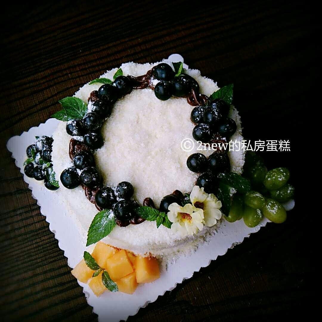 奶油蛋糕装饰鲜花水果裸蛋糕造型（建个菜谱放2new做过的蛋糕)的做法
