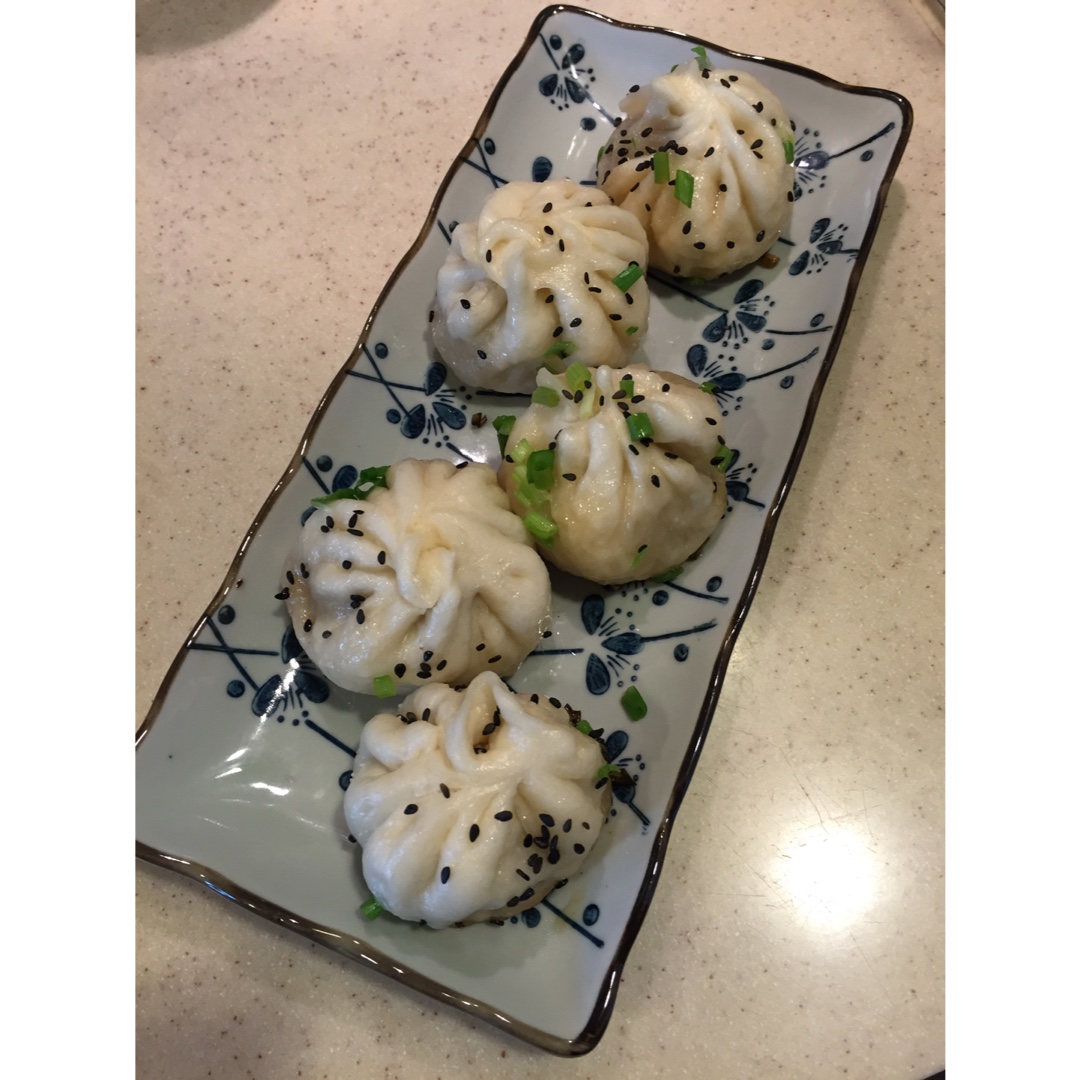 鲜虾猪肉生煎包（一定要看视频哟~）