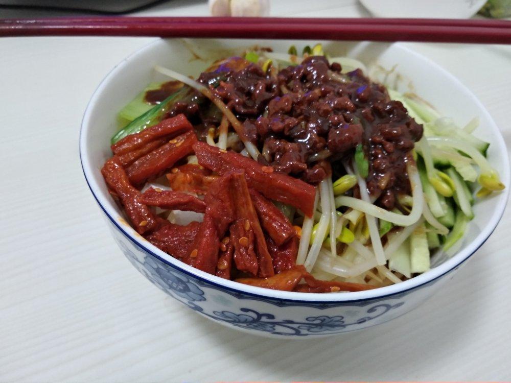 炸酱面