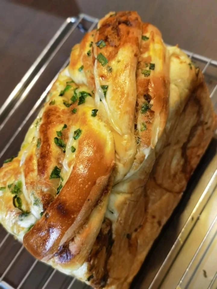 肉松香葱吐司（四种整形手法）