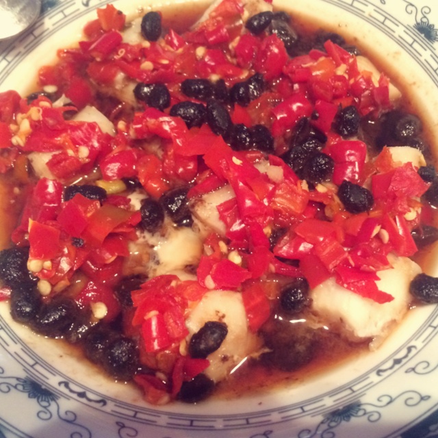 湘菜－－豆豉剁椒蒸鱼