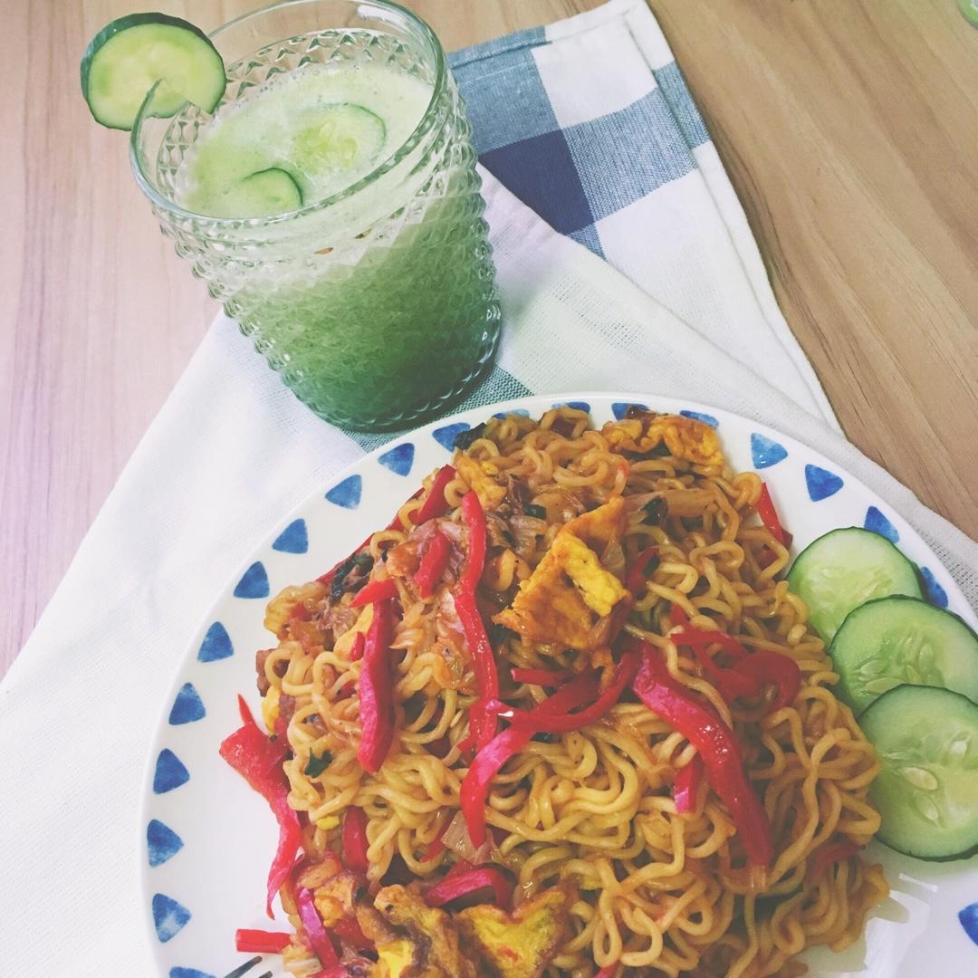 泡面逼格吃法之方便炒面