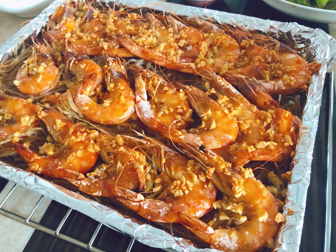 蒜蓉粉丝烤虾