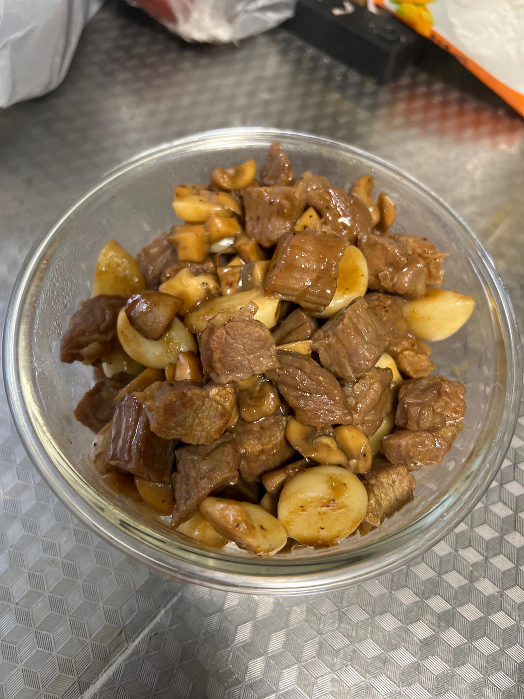 好吃到舔盘的蒜香黑椒牛肉粒