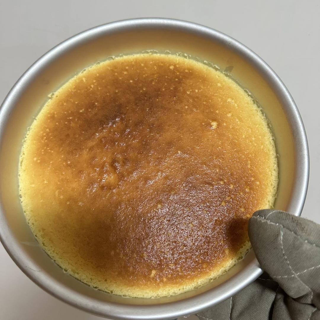 8寸轻乳酪蛋糕不开裂不缩腰
