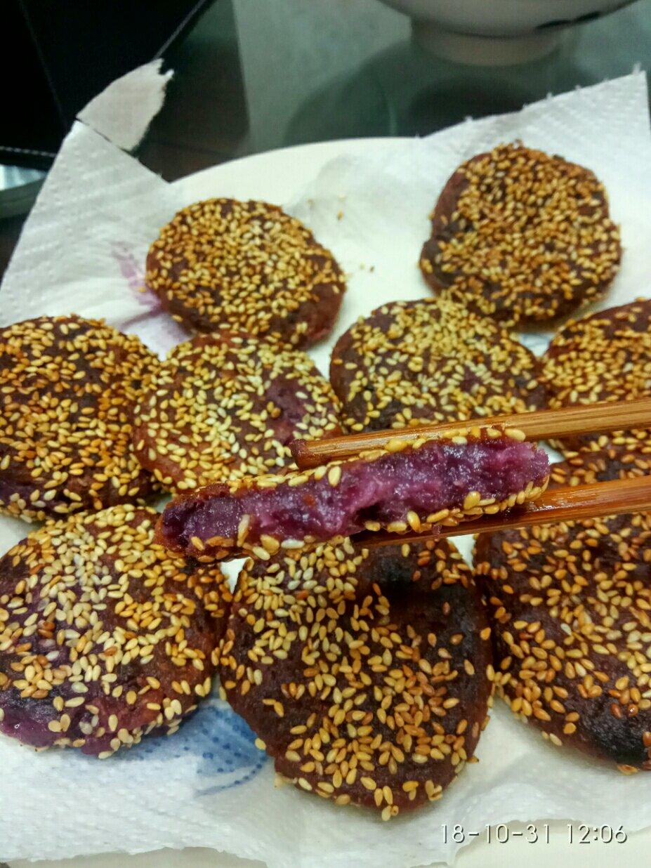 紫薯芝麻饼