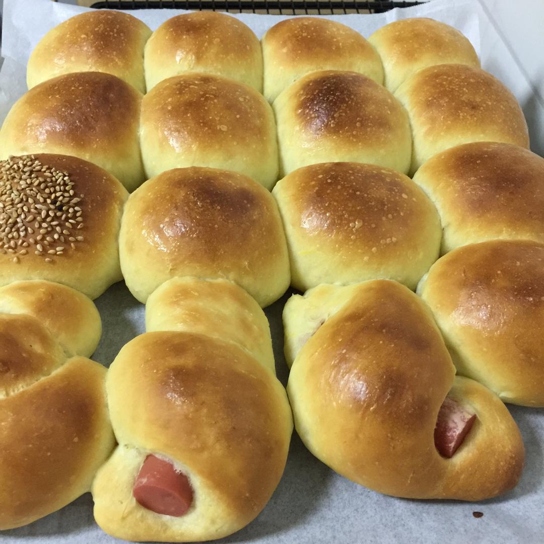 胡萝卜餐包（超柔小面包）