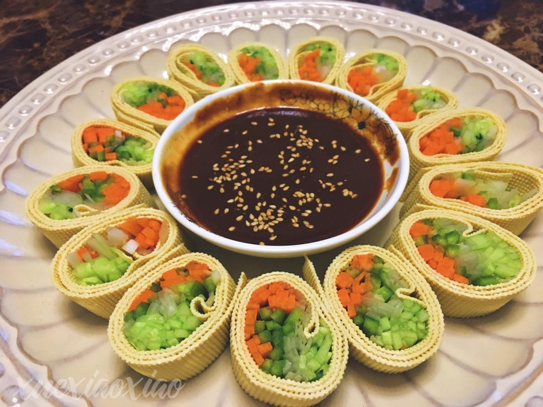 豆皮卷蔬菜