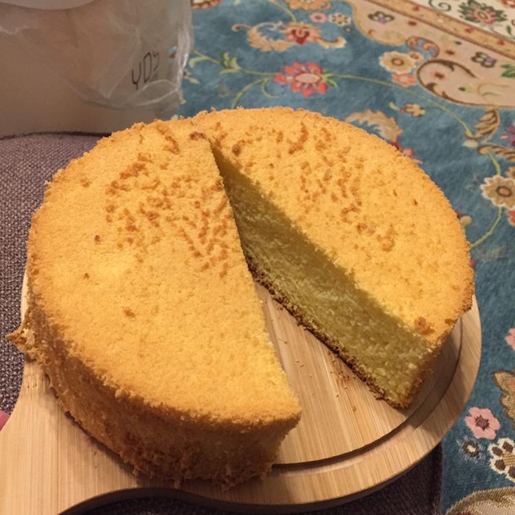烤箱做蛋糕（戚风蛋糕的做法）