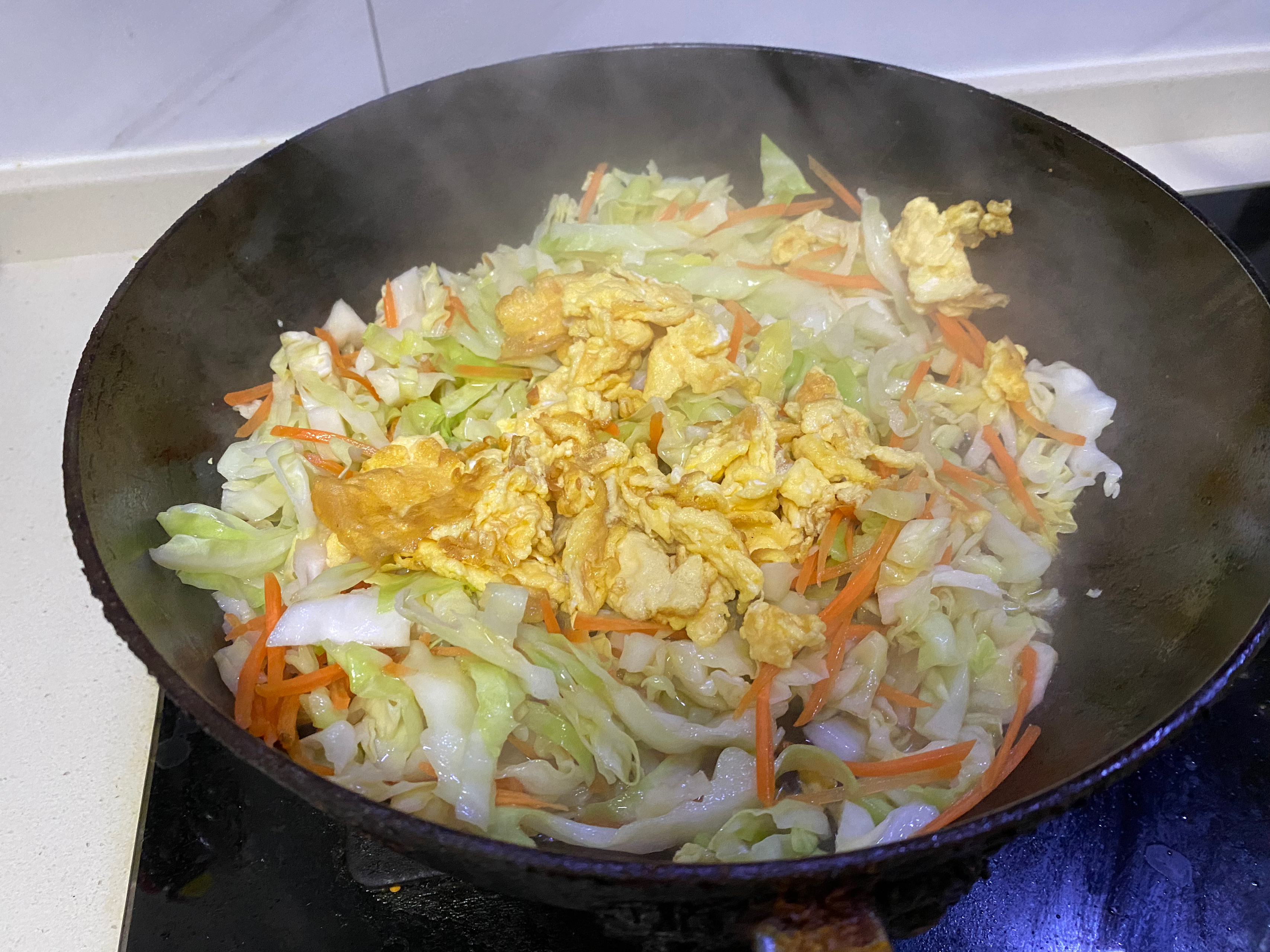 圆白菜炒鸡蛋(减脂餐)的做法 步骤6