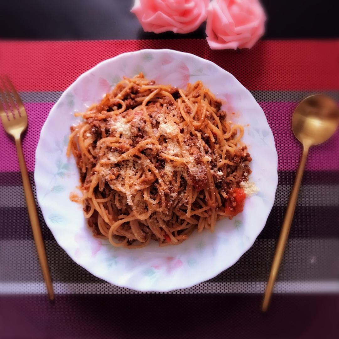 意大利茄汁肉酱面 Spaghetti Bolognese