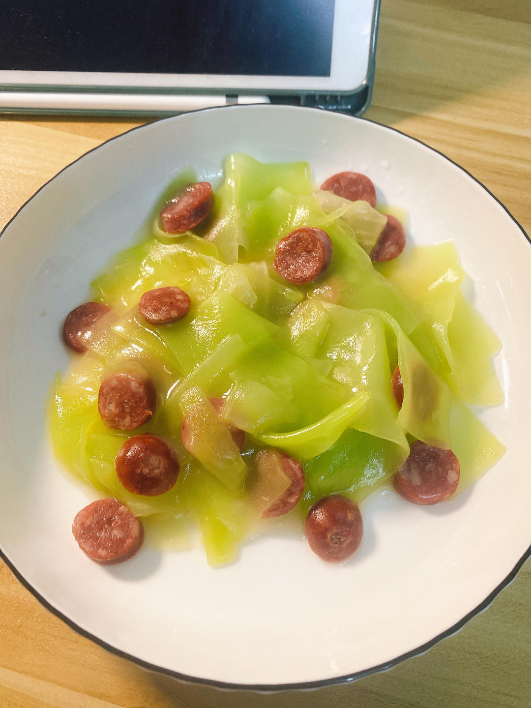 鲜🉐️掉眉毛的莴笋炒火腿