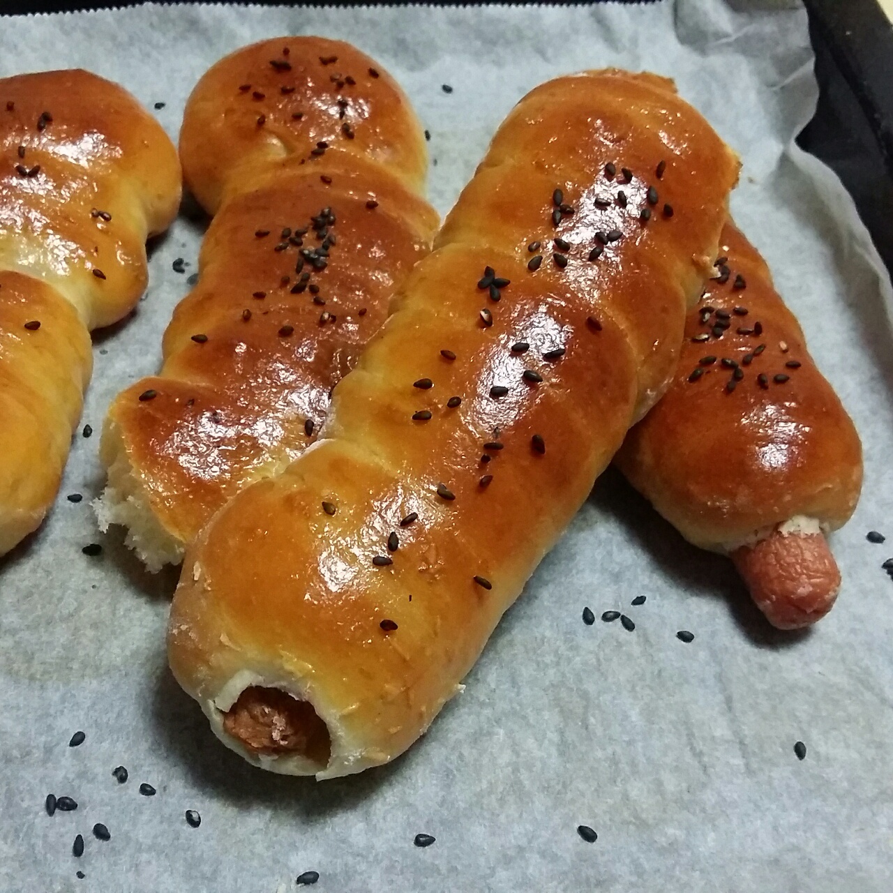 美珒做的热狗面包卷