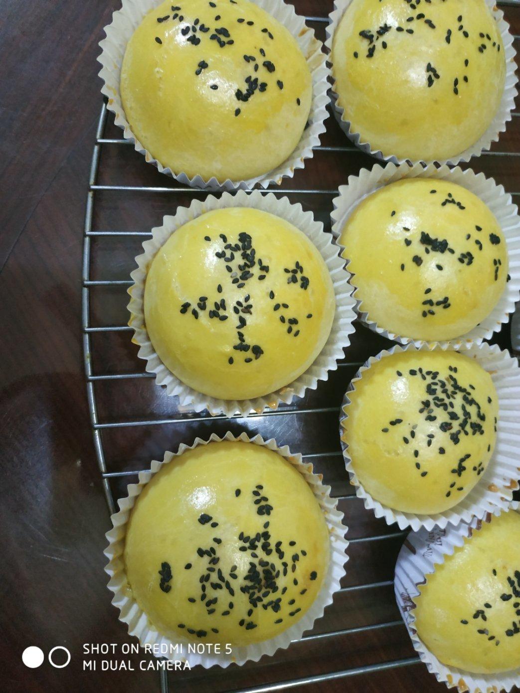 南瓜奶油小餐包（一次发酵）