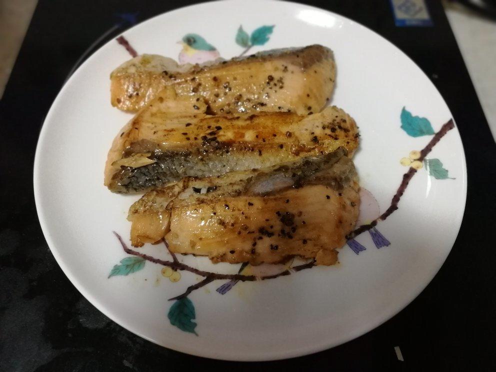 香煎三文鱼