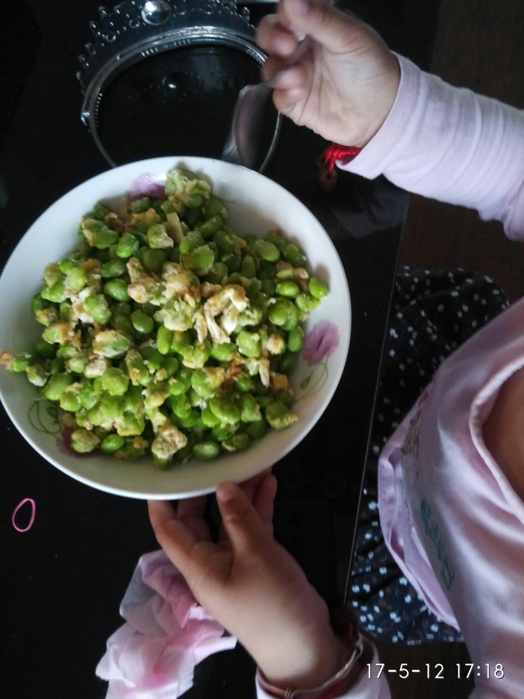 毛豆炒鸡蛋