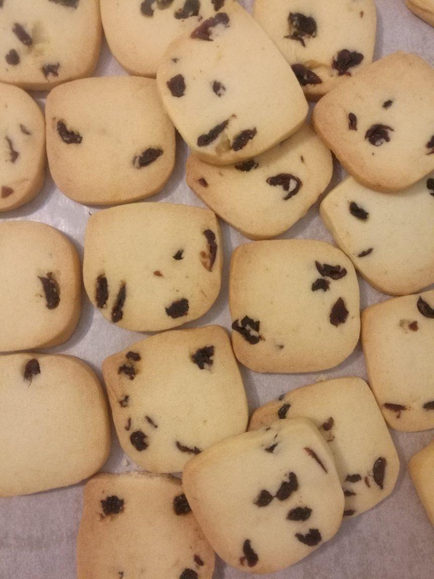 奶香浓郁酸甜酥脆的蔓越莓黄油曲奇