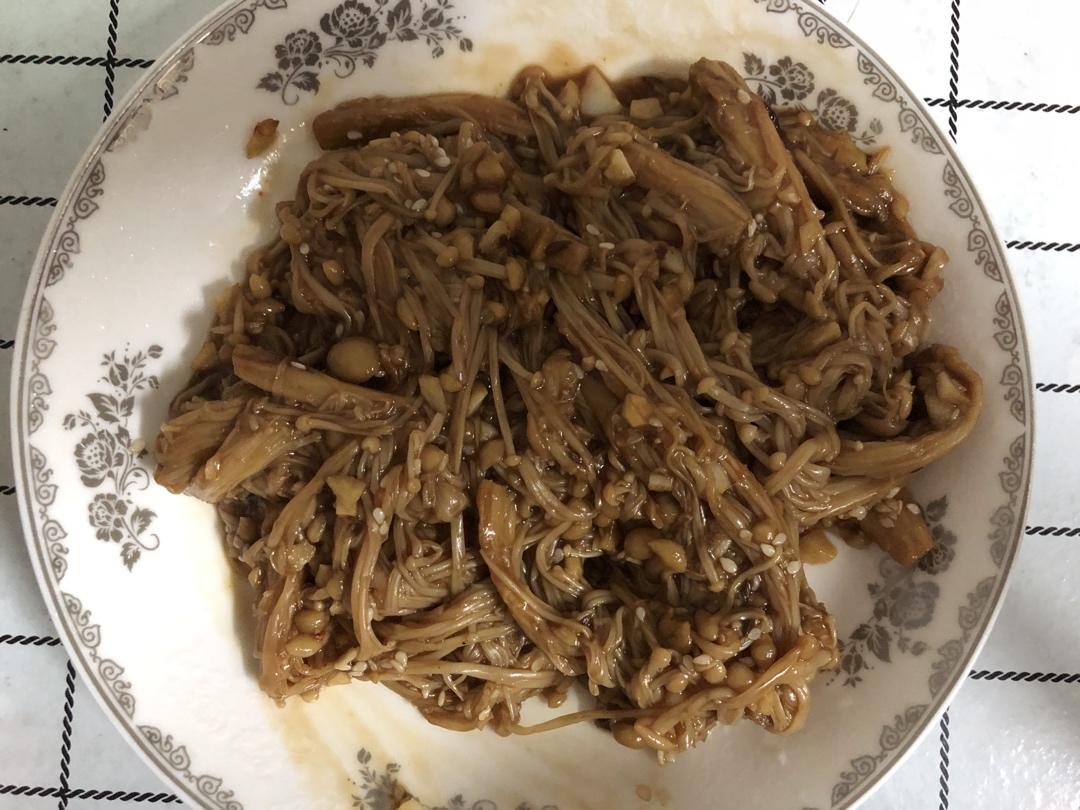 超好吃的孜然金针菇，简单易学超下饭！