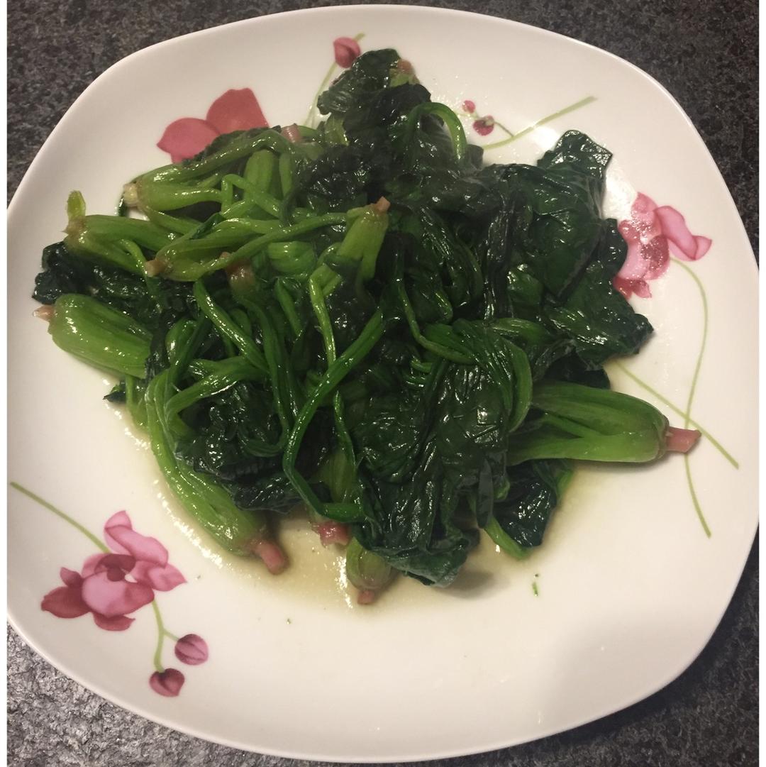 清炒菠菜
