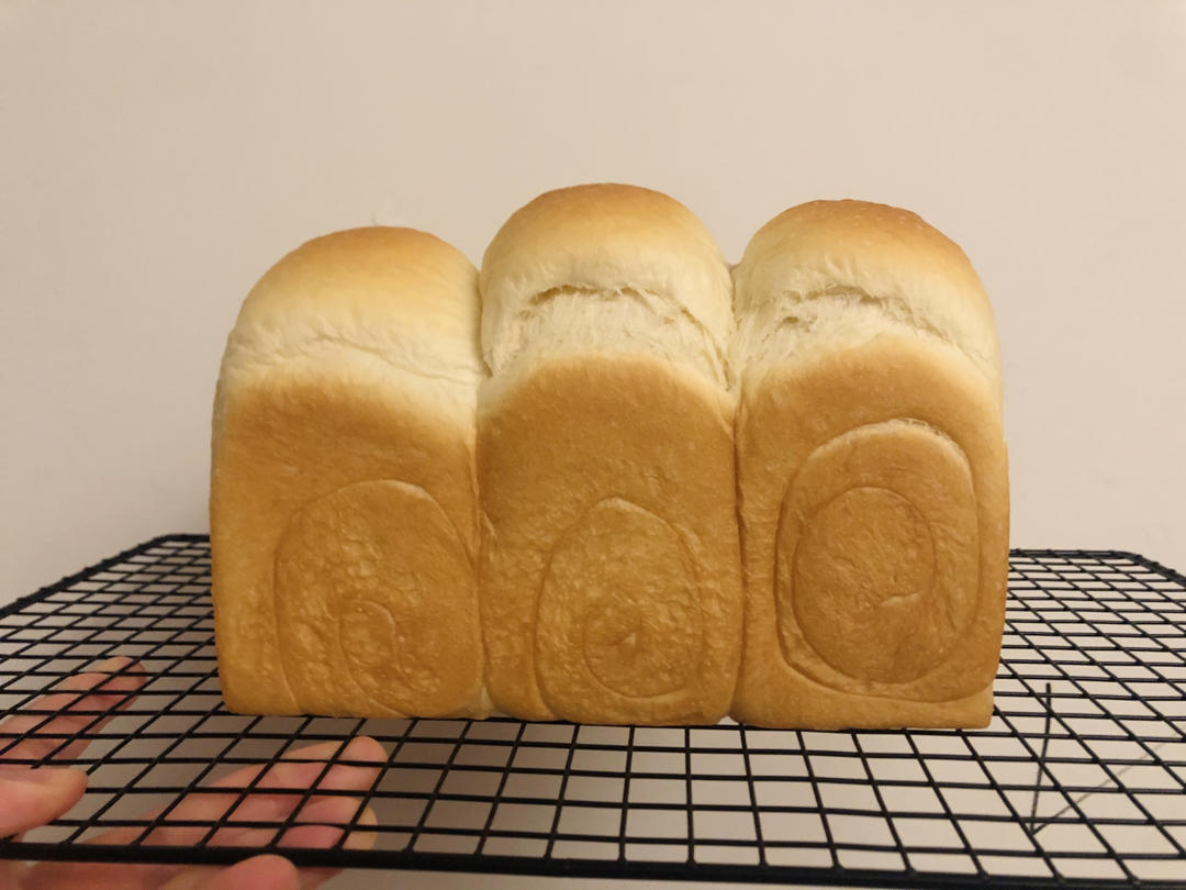 椰子油软白吐司100%拉丝