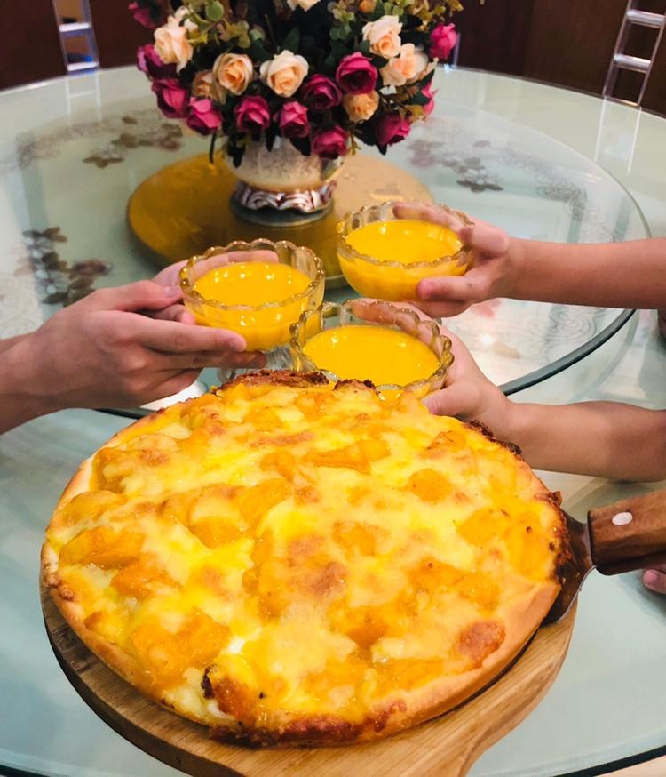 超好吃的芒果披萨