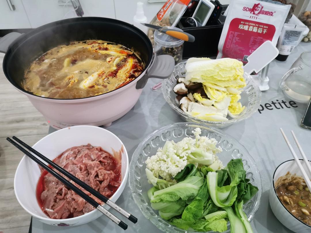 晚餐•2022年3月25日