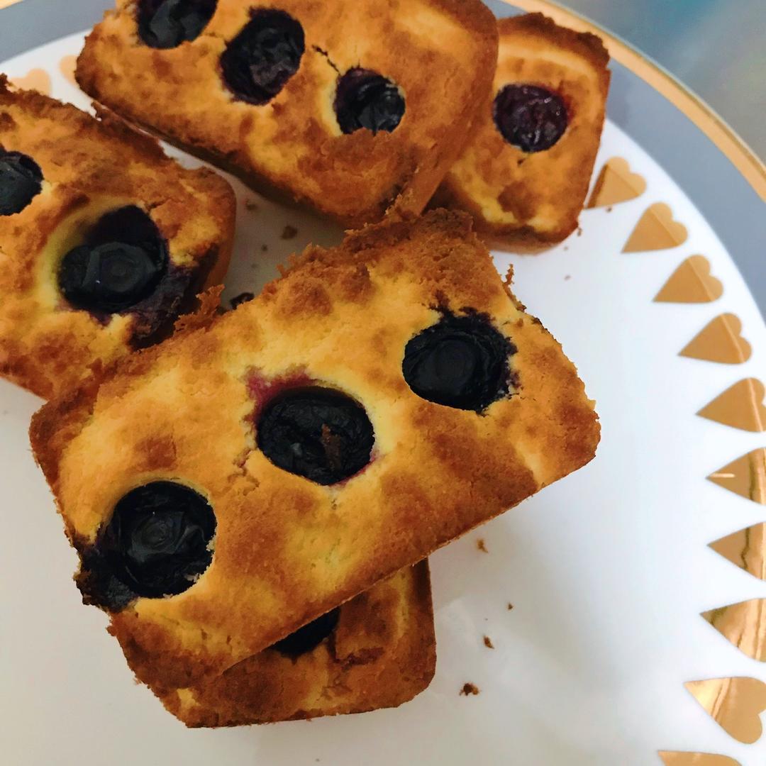 生酮迷你磅蛋糕