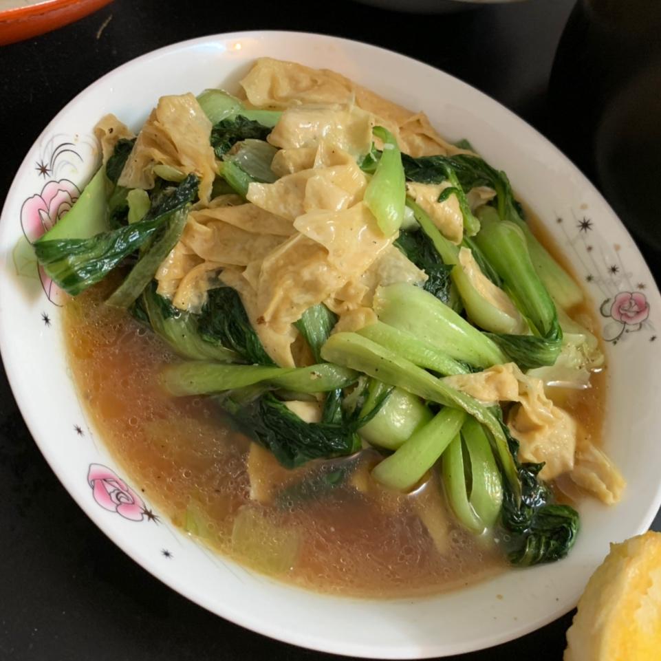 鸡毛菜（小青菜）炒腐皮