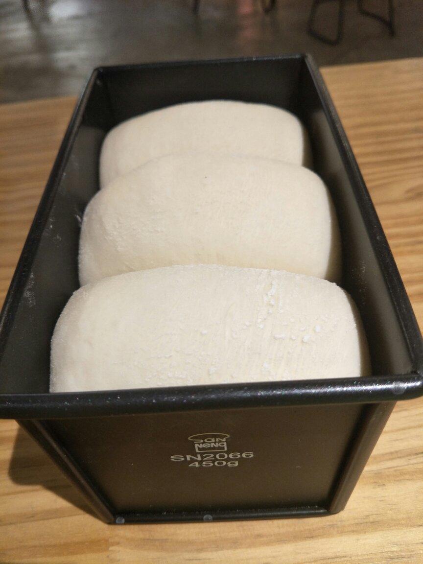 日式生吐司（组织细腻如云朵）
