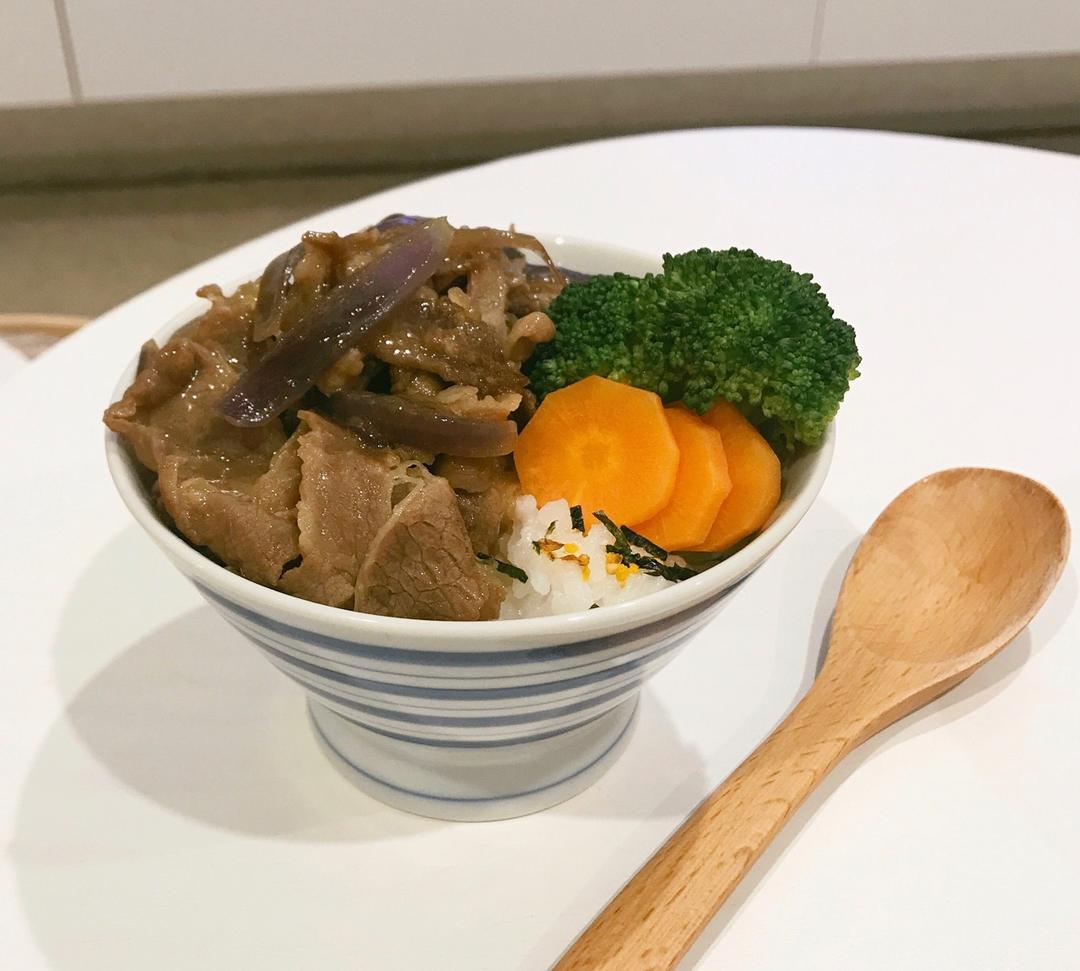 肥牛饭