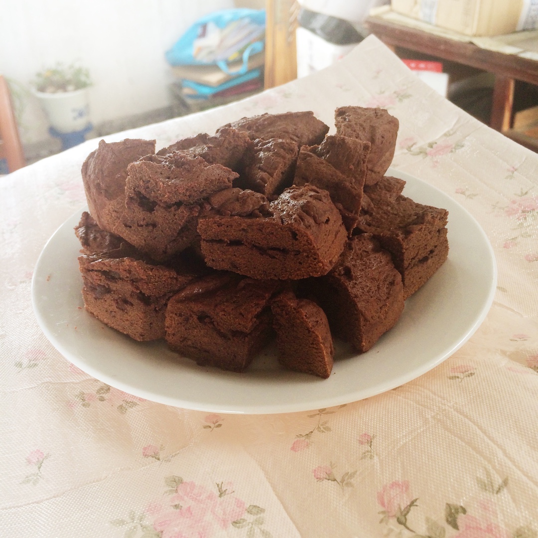 巧克力脆皮蛋糕