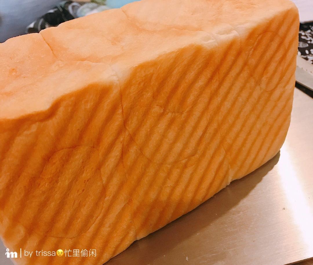 《Tinrry+》软绵绵的白吐司