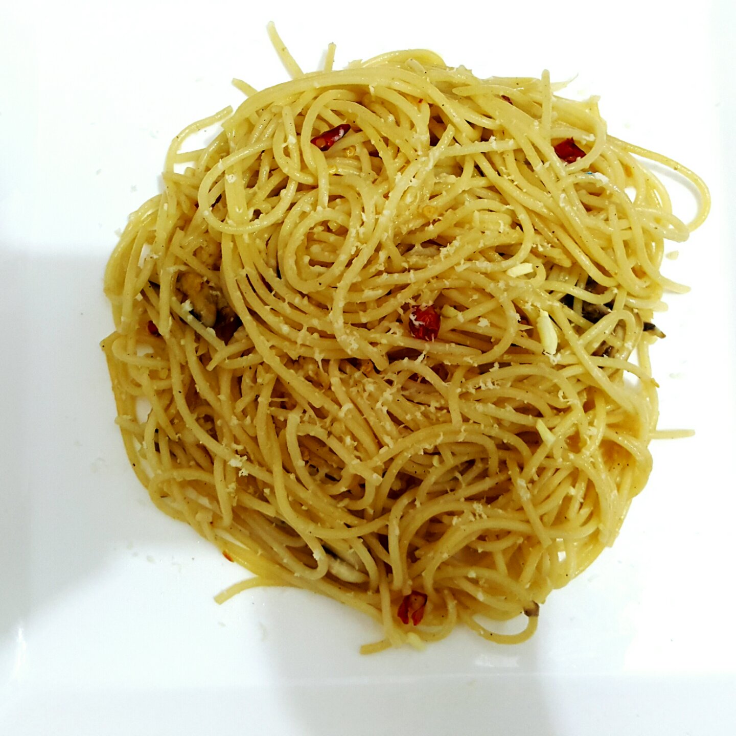 蒜茸辣椒橄榄油 意面