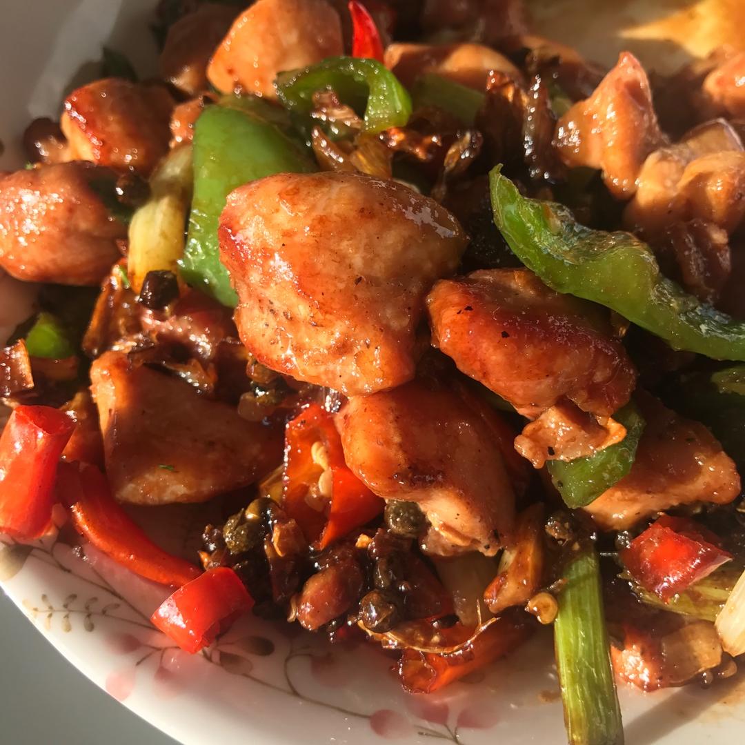 上五楼的快活wyz做的青椒童子鸡