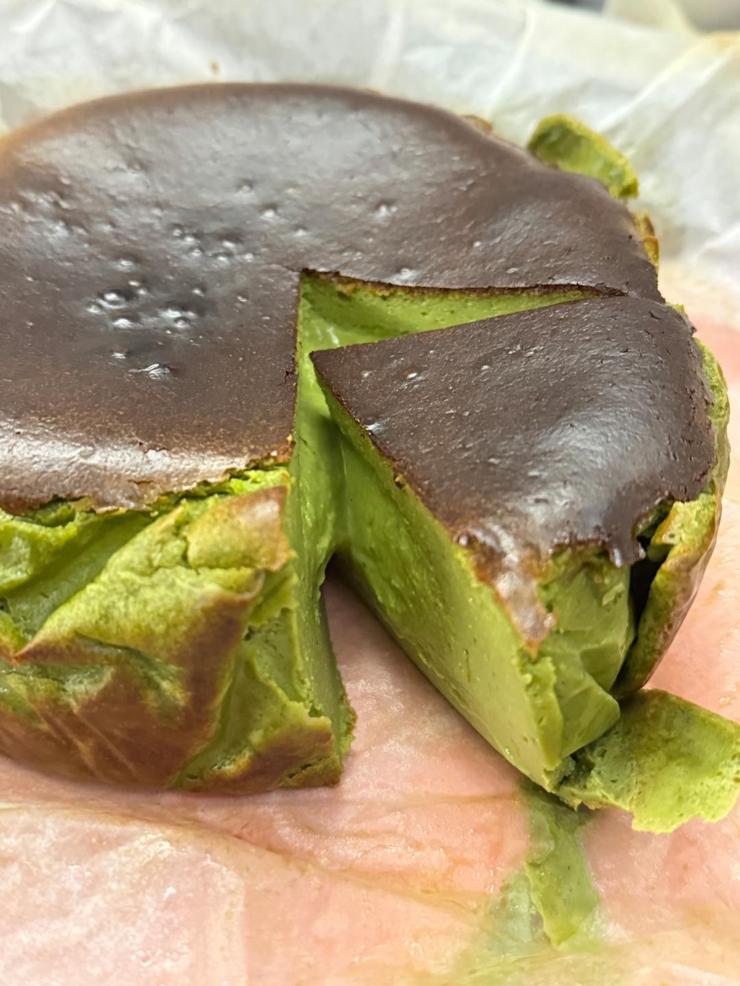 流心抹茶巴斯克芝士蛋糕