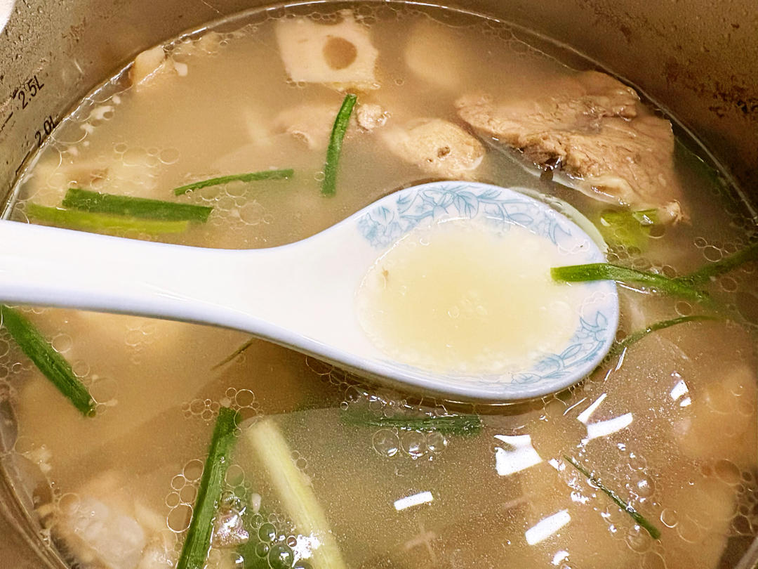 排骨莲藕汤