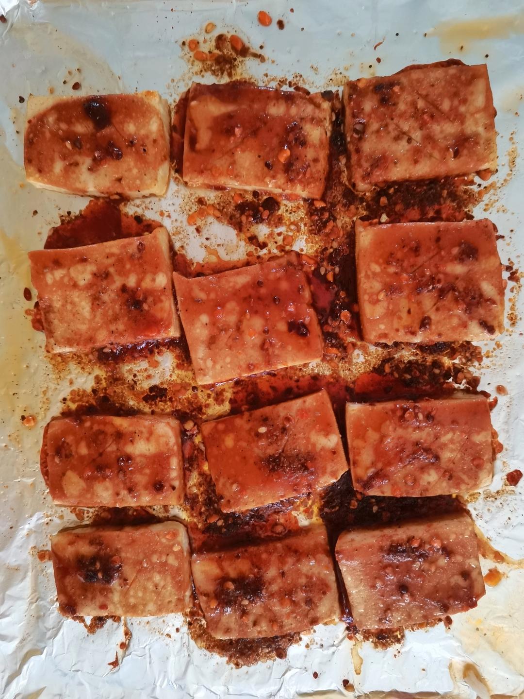 烤箱烤豆腐|5元烤一大盘，在家轻松搞定火爆小吃街的美食！